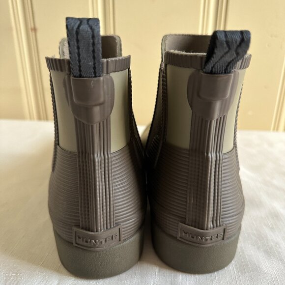 Hunter Refined Texture Block Chelsea Boots Olive Green Womens - Picture 3 of 6